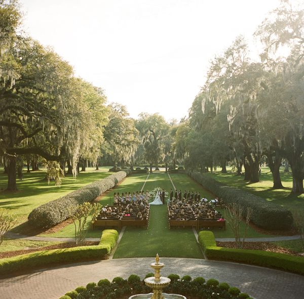 http://fordplantation.com/life-ford/weddings/