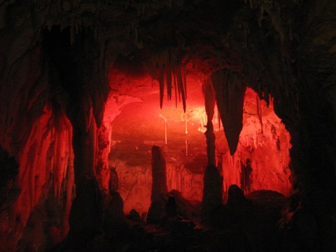 Going Into These 9 Caves In Iowa Is Like Entering A Different World