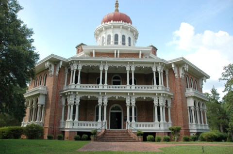 11 Historical Homes in Mississippi That Everyone Should Visit