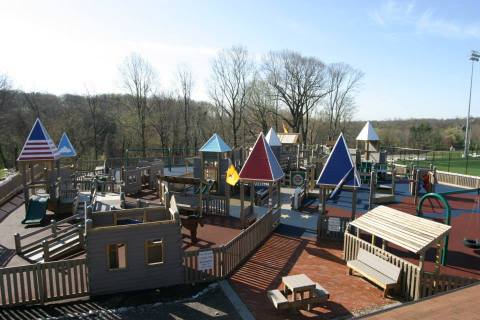 10 Amazing Playgrounds In Pennsylvania That Will Make You Feel Like A Kid Again