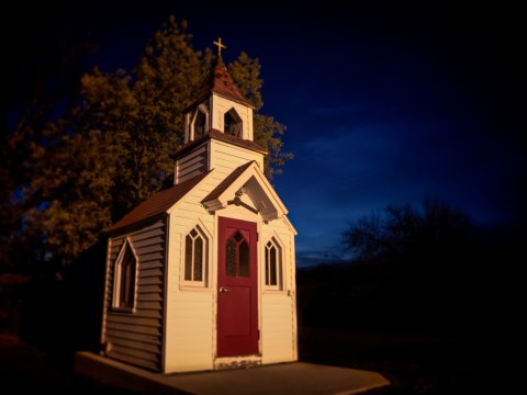 These 10 Beautiful Churches In Iowa Are Like Works Of Art