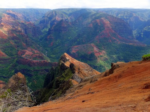 These 16 State Parks In Hawaii Will Knock Your Socks Off