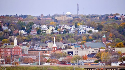 10 Historic Cities In Iowa That Will Transport You To The Past