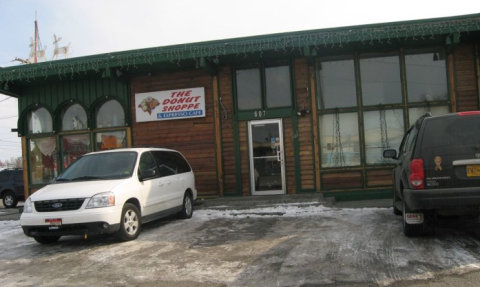 These 9 Donut and Pastry Shops in Alaska Will Have Your Mouth Watering Uncontrollably 