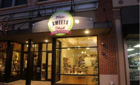 These 11 Candy Shops In Iowa Will Make Your Sweet Tooth Explode