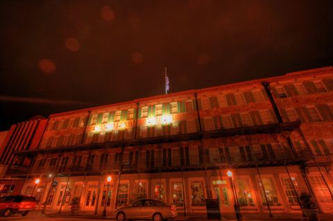 These 9 Haunted Hotels In Georgia Will Make Your Stay A Nightmare