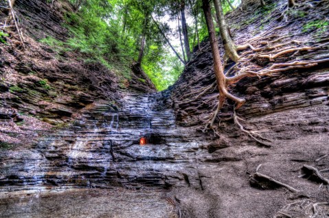 Everyone In New York Must Visit This Epic Waterfall As Soon As Possible