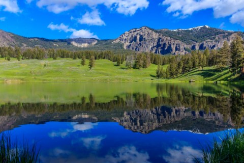 These 10 Jaw Dropping Views Of Wyoming Will Take Your Breath Away