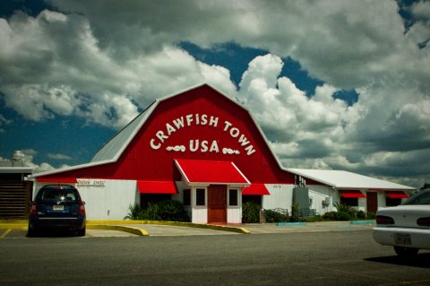 These 12 Restaurants Have The Best Crawfish In Louisiana