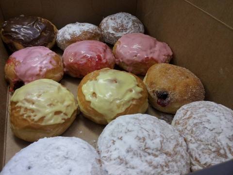 These 8 Wisconsin Bakeries Serve The Sweetest Paczkis