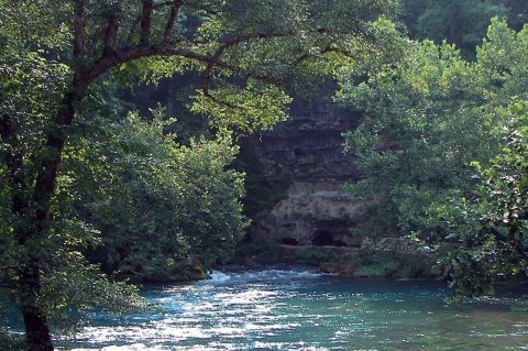 Everyone in Missouri Must Visit This Epic Natural Spring As Soon As Possible