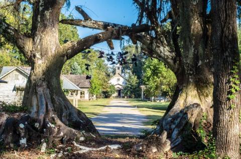 Everyone In Alabama Should See What This Abandoned Film Set Looks Like