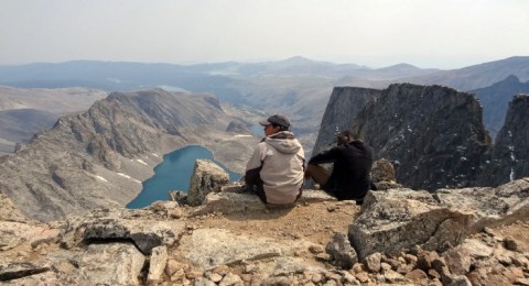 13 Terrifying Views In Wyoming That Will Make Your Palms Sweat