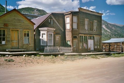 The Remnants Of This Abandoned Town In Colorado Are Hauntingly Beautiful