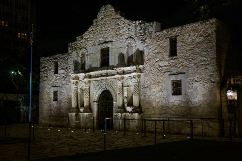 8 Amazing Field Trips Every Texan Took As A Kid...And Should Retake Now