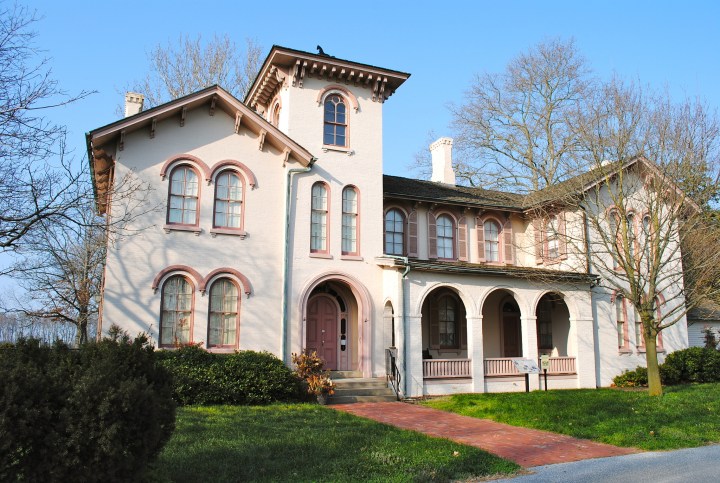 Governor Ross Mansion