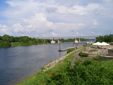 11 Charming River Towns In Louisiana To Visit This Spring