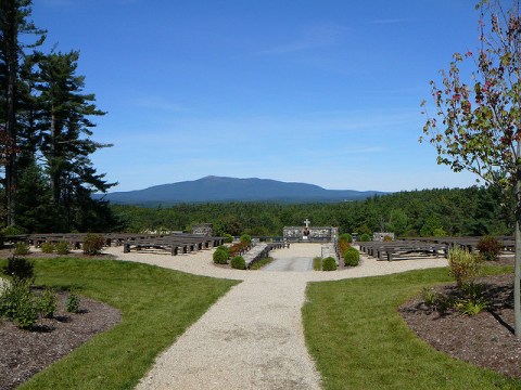 There’s No Chapel In the World Like This One In New Hampshire