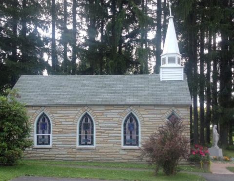 There Is No Chapel In The World Like This One In West Virginia