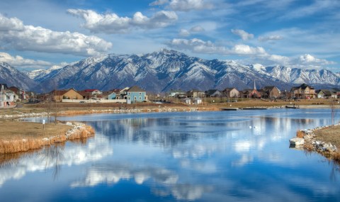 8 Charming Lake Towns In Utah To Visit This Spring