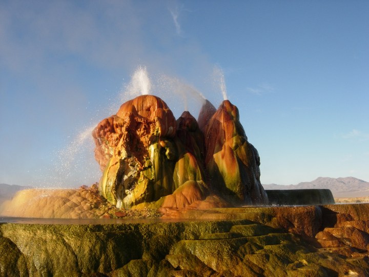 Fly Geyser