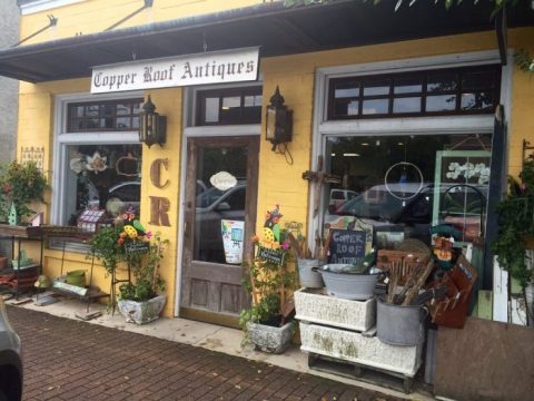 These Quaint, Charming Towns In Alabama Are Full Of Antique Treasures