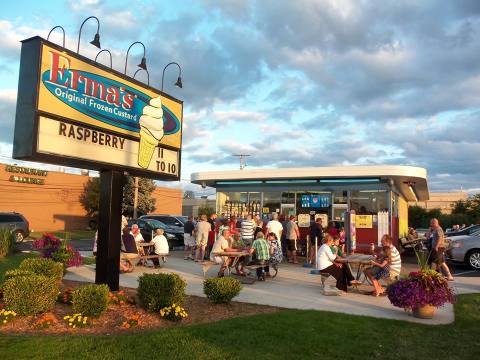 These 8 Restaurants Serve The Best Frozen Custard In Michigan