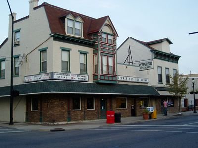 11 Mom & Pop Restaurants In Kentucky That Serve Home Cooked Meals To Die For