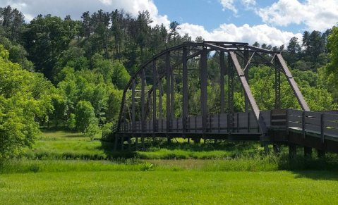 This One Easy Hike In Nebraska Will Lead You Someplace Unforgettable