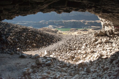 Hiking To These Aboveground Caves In Washington Will Give You A Surreal Experience