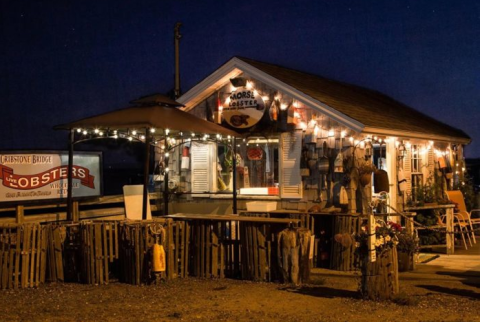 These 11 Beachfront Restaurants In Maine Are Out Of This World