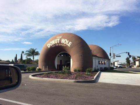 These 7 Mom & Pop Drive-Thru Restaurants In Southern California Will Make Your Summer Epic