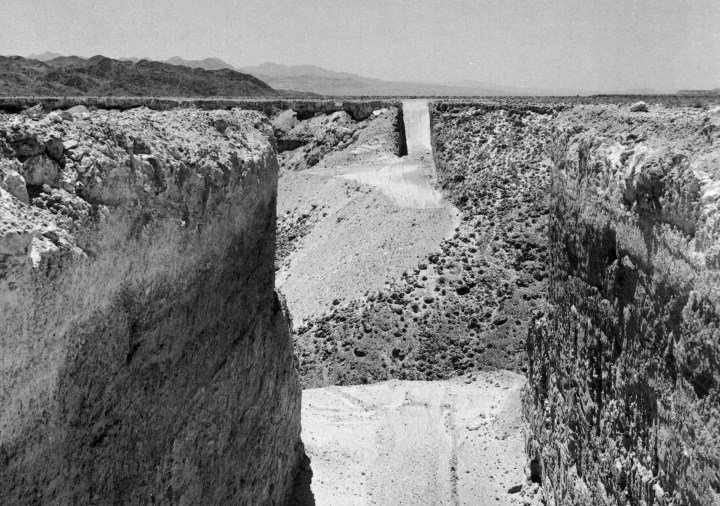 Double Negative Michael Heizer Nevada