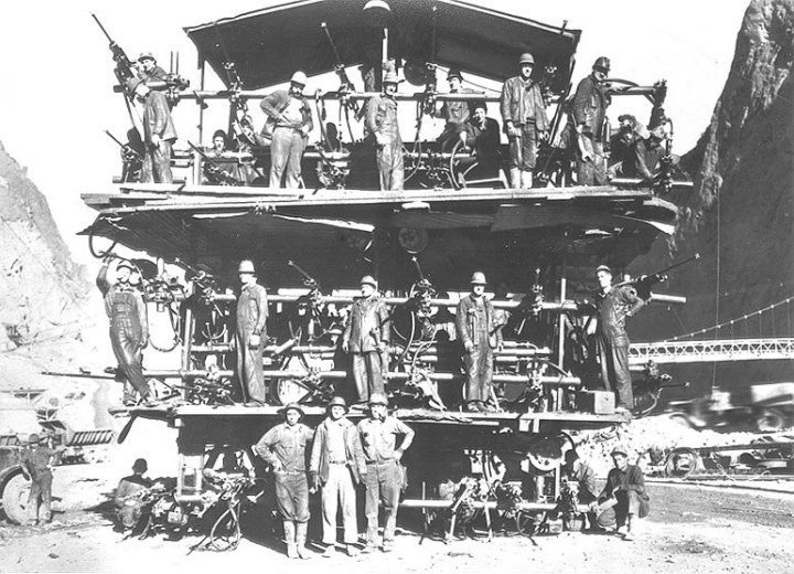 Hoover Dam workers