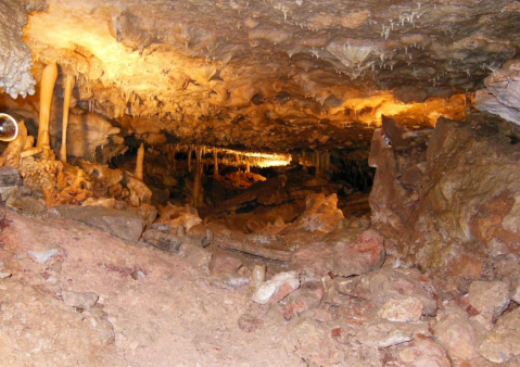 Going Into These 5 Caves In South Dakota Is Like Entering Another World