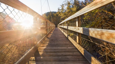 Georgia's Full-Moon Suspension Bridge Hike At Tallulah Gorge Needs To Be On Your Bucket List