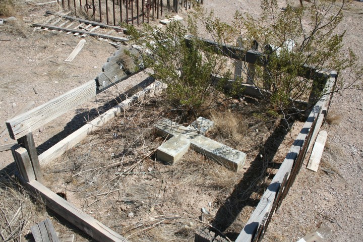 haunted pet cemetery