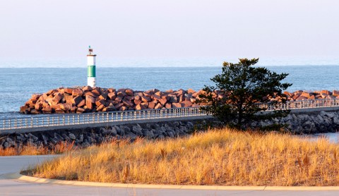 These 7 Gorgeous Waterfront Trails In Indiana Are Perfect For A Summer Day