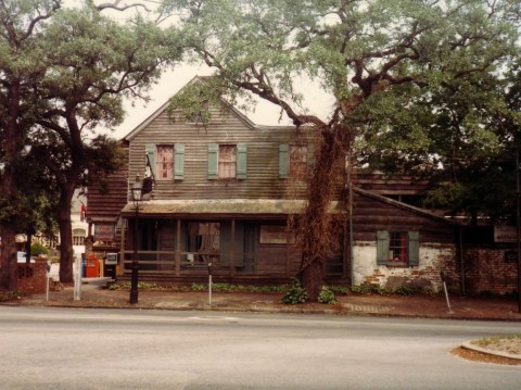 The Story Behind One Of The Oldest Saloons In Georgia Is Incredibly Unique