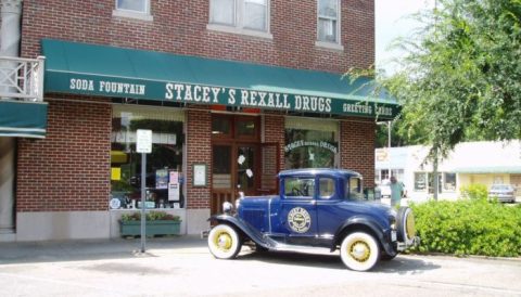 This Amazing Drug Store Soda Fountain In Alabama Will Take You Back In Time