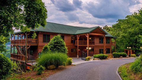 You Won't Forget Your Stay In This One Of A Kind Tennessee Cabin