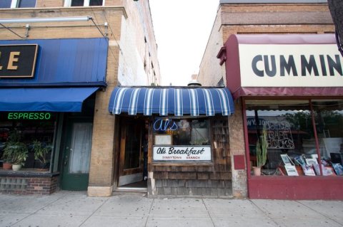 This Tiny Shop In Minnesota Serves Breakfast To Die For