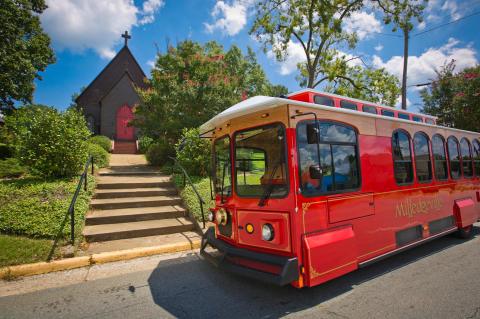 There's A Magical Trolley Ride In Georgia That Most People Don't Know About