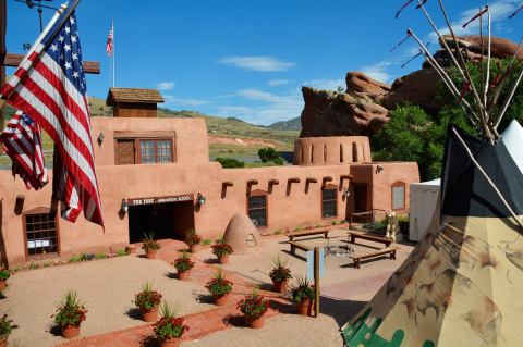 This Remote Restaurant Near Denver Will Make You Feel A Million Miles Away From Everything