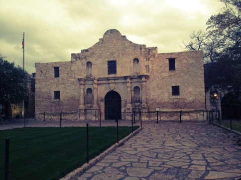 The Stories Behind The Most Haunted Landmark In Texas Are Beyond Creepy