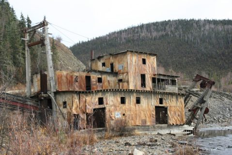 This Spooky Small Town In Alaska Could Be Right Out Of A Horror Movie