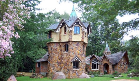 This Hidden Alabama Castle Looks Like Something Out Of A Fairy Tale