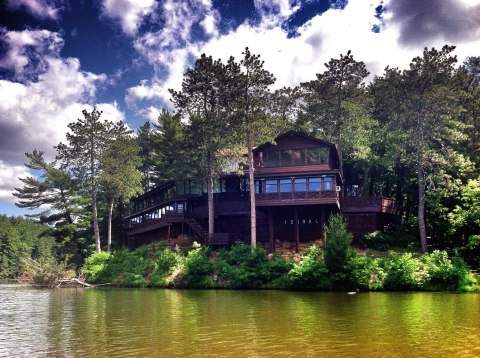 A Beautiful Restaurant Inside Wisconsin’s Mirror Lake State Park, Ishnala Supper Club Serves Scrumptious Steaks