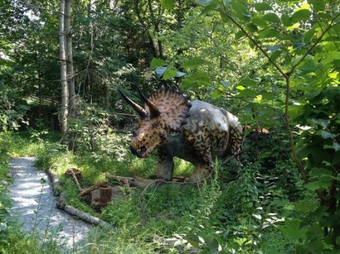 Backyard Terror’s Dinosaur Park In Tennessee Is A Total Hidden Gem