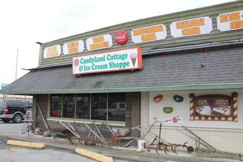 This Massive Candy Store In Louisiana Will Make You Feel Like A Kid Again